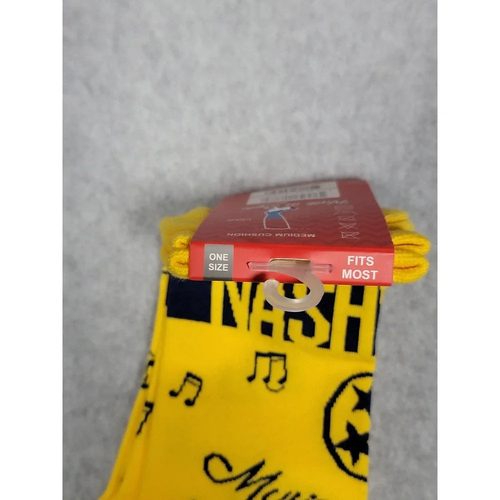 New with Tags Sillies Socks One Size Nashville Yellow 5 Pairs